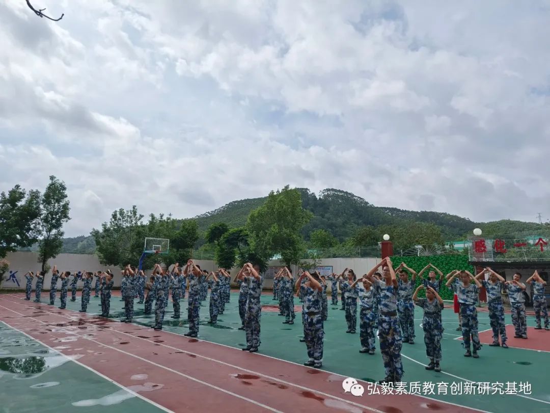 1656305370296744.jpg efa561ac23ffcbc6eb67e98d99f2d7ad.jpg